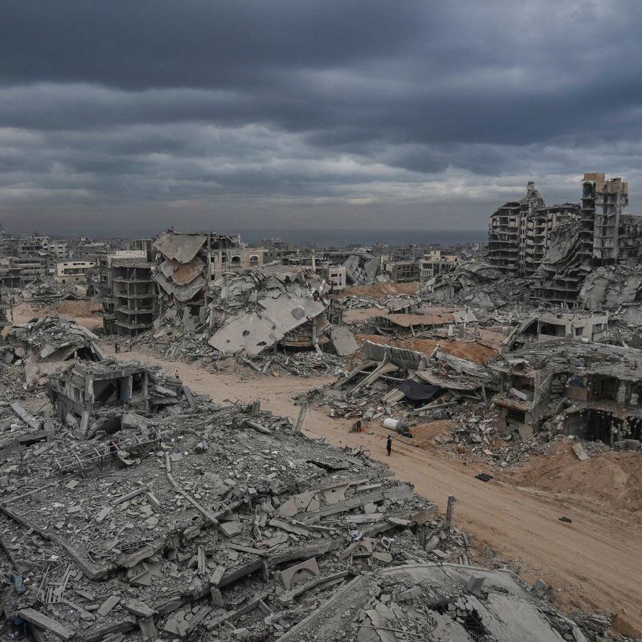 Photos show Gaza’s destruction as families return to what's left of their homes